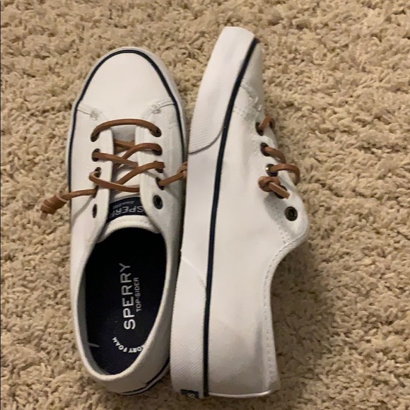 Sperry boat shoes - Picture 3 of 3